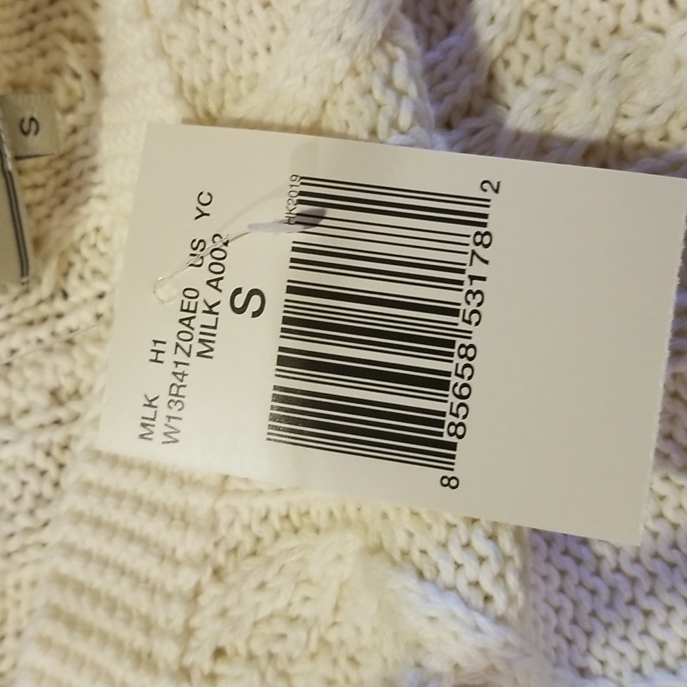 Sweater - Picture 2 of 2